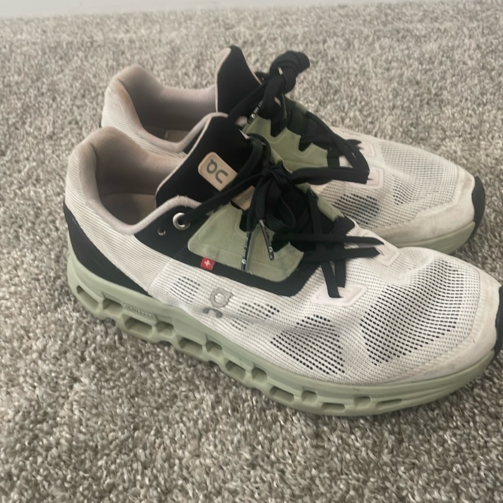 On cloud stratus